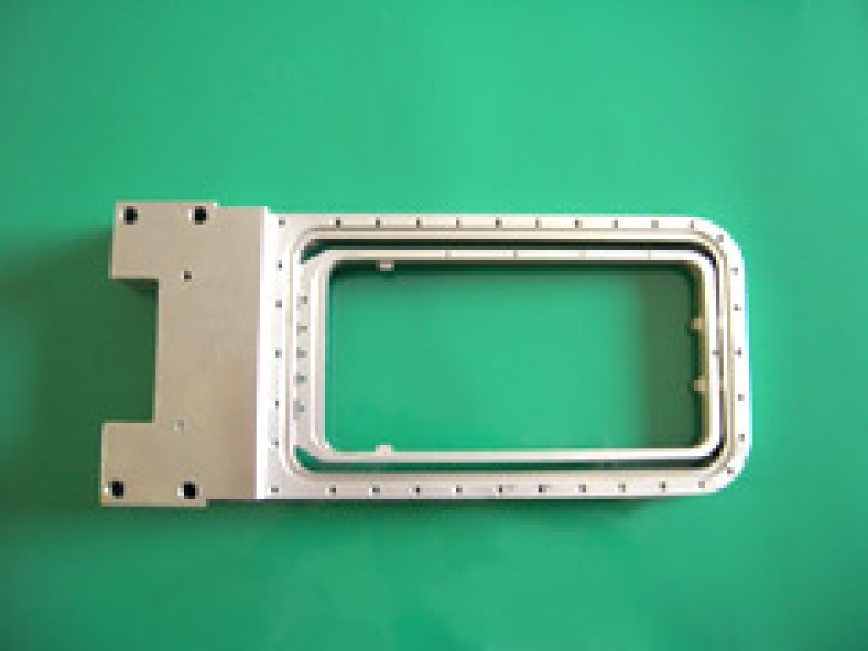 富士テクノマシンの微細加工事例